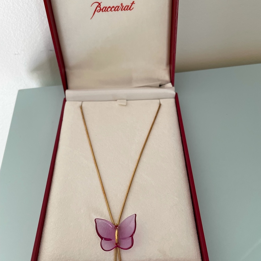 Baccarat butterfly necklace never worn damaged box